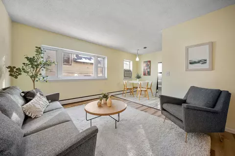 2747 Dupont Ave S #201, Minneapolis, MN 55408