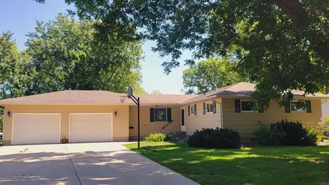101 W 5th St S, Cottonwood, MN 56229