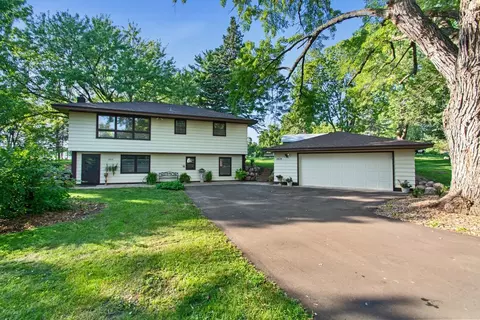 1535 Garland Ln N, Plymouth, MN 55447