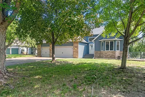 2488 Flandrau St, Maplewood, MN 55109