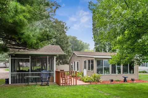 1712 Bayberry Rd, South Haven, MN 55382
