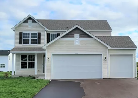 1910 Arbor Ln, Carver, MN 55315