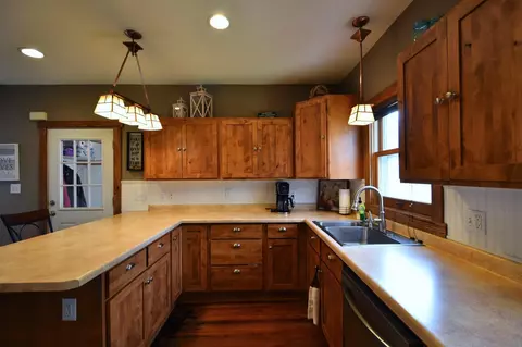 536 Main St, Wanamingo, MN 55983 photo 7