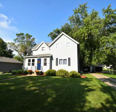 536 Main St, Wanamingo, MN 55983 photo 2
