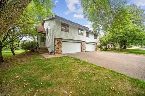7040 Chaparral Ln, Chanhassen, MN 55317
