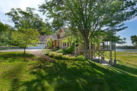 5454 Mayview Rd, Minnetonka, MN 55345