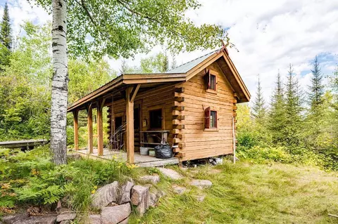 254 Carlson Trl, Lutsen, MN 55612