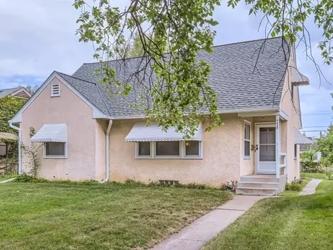 4420 Abbott Ave N, Robbinsdale, MN 55422