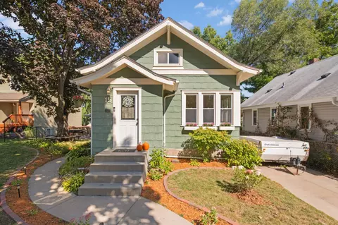 15 Winona St W, Saint Paul, MN 55107