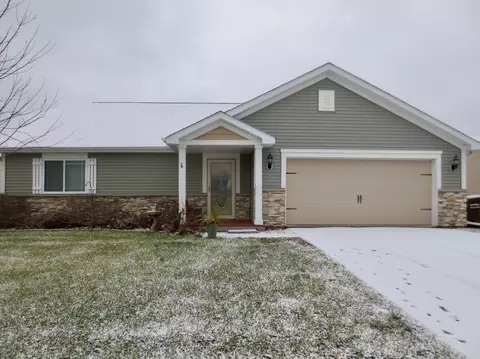 1101 Sunset Ave, Montrose, MN 55363