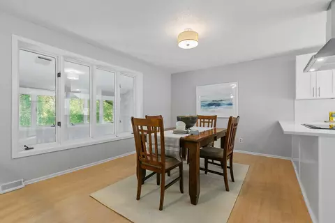 4561 Ridgeview Dr, Eagan, MN 55123 photo 12