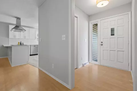 4561 Ridgeview Dr, Eagan, MN 55123 photo 7