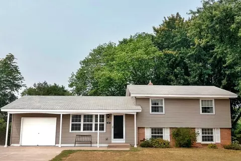 3675 Bellaire Ave, White Bear Lake, MN 55110