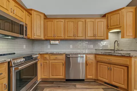 24326 19th Ave, Saint Augusta, MN 56301 photo 5