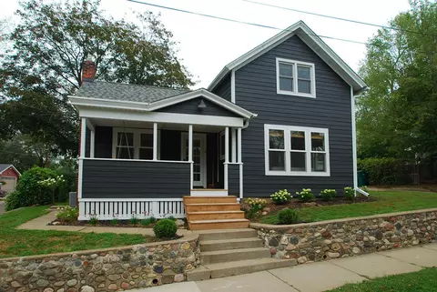 217 Division St, Hudson, WI 54016