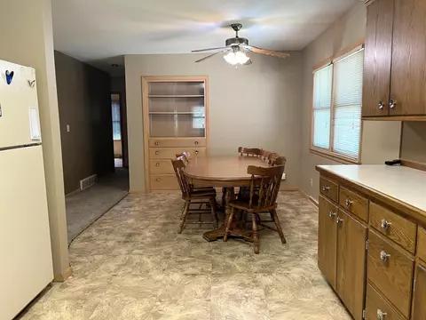 616 Collins Ave, Windom, MN 56101 photo 13