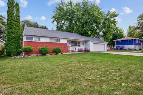 608 7th St NE, Waseca, MN 56093