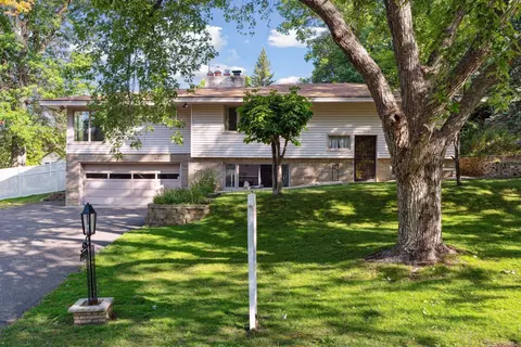 1315 Hillcrest Dr NE, Fridley, MN 55432