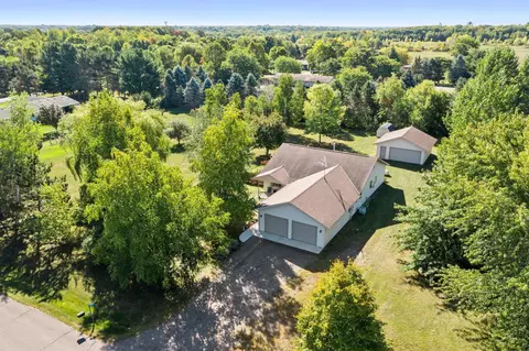 12401 Kings Way Ct, Milaca, MN 56353