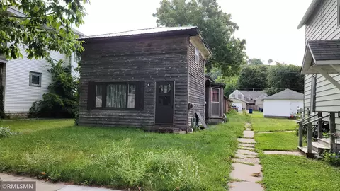 107 W 5th St, Red Wing, MN 55066