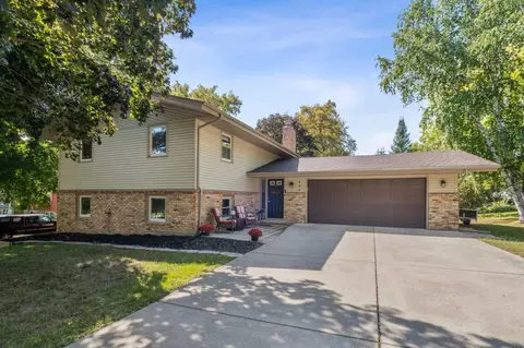 409 Edgewood Dr SE, Saint Michael, MN 55376
