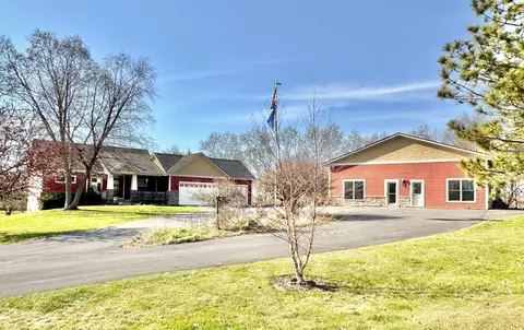 572 128th Ave, Hudson, WI 54016