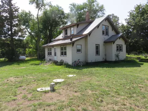 22813 250th Ave, Glenwood, MN 56334