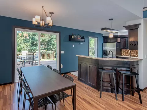 1065 Kettle Creek Rd, Eagan, MN 55123 photo 5