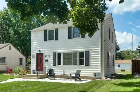 4519 Zenith Ave N, Robbinsdale, MN 55422
