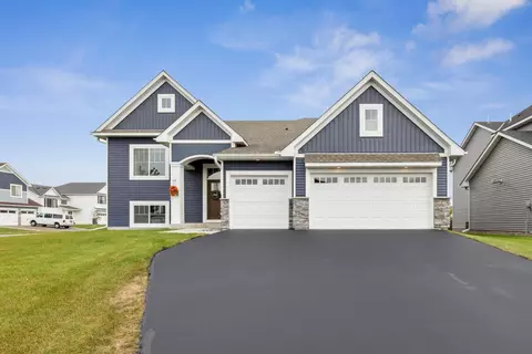 17864 English Ave, Lakeville, MN 55044