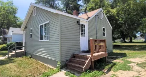 712 7th Ave SW, Pipestone, MN 56164