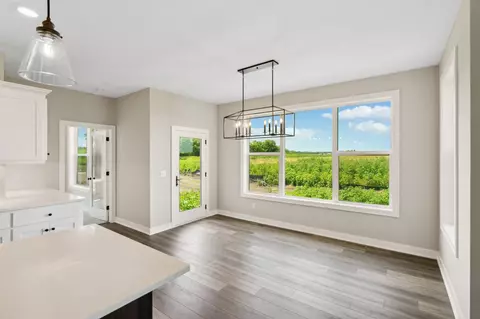 18365 Glacier Way, Lakeville, MN 55044