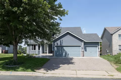 3520 Village Way, Hastings, MN 55033