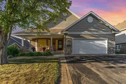 1409 Jillian St SE, New Prague, MN 56071