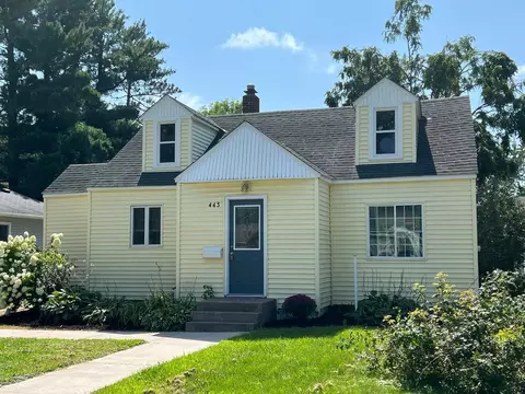 443 Forest Ave W, Mora, MN 55051