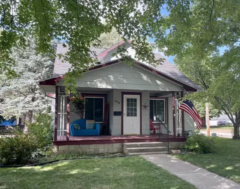 634 E Academy St, Owatonna, MN 55060