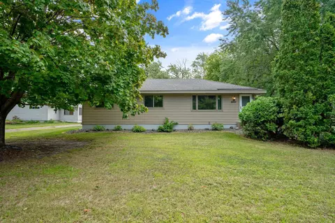 8455 Groveland Rd, Mounds View, MN 55112