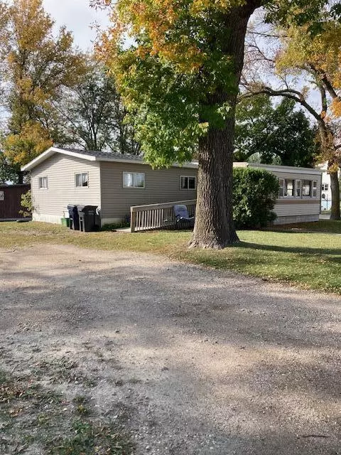 101 E 2nd St, Cyrus, MN 56323