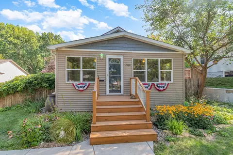 2060 Minnehaha Ave E, Saint Paul, MN 55119