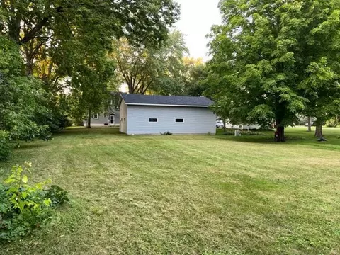 340 E 4th St, Litchfield, MN 55355 photo 5