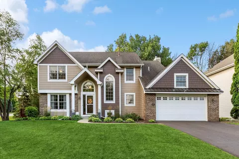 680 Oxford Rd, Eagan, MN 55123