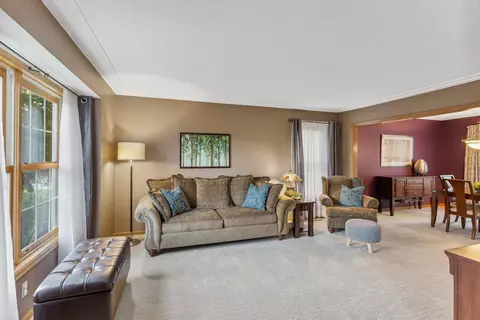680 Oxford Rd, Eagan, MN 55123 photo 22