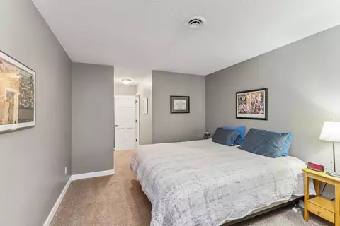 680 Oxford Rd, Eagan, MN 55123 photo 23