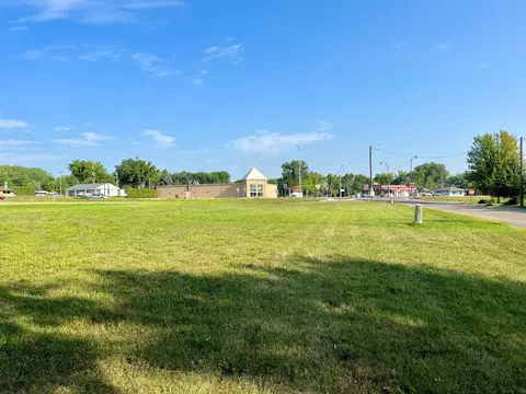 1916 Main St, Albert Lea, MN 56007