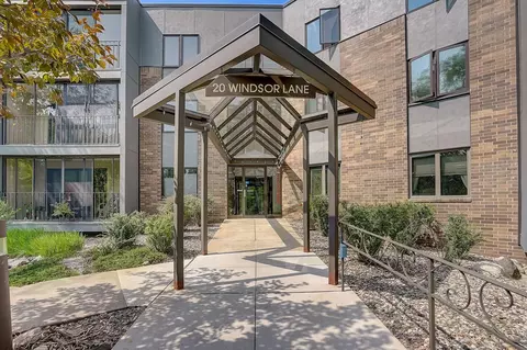 20 Windsor Ln #312A, New Brighton, MN 55112