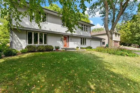 8240 Pennsylvania Rd, Bloomington, MN 55438
