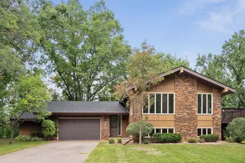 3821 Rum River Dr, Anoka, MN 55303