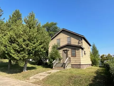 1215 E Chapman St, Ely, MN 55731