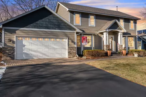4759 Cypress Pt, Eagan, MN 55123