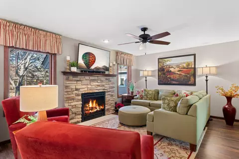 4759 Cypress Pt, Eagan, MN 55123 photo 5